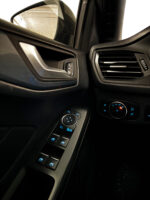 Ford Focus ACTIVE/150 CV/2.0 – Image 11