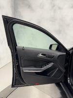 Mercedes-Benz GLA – Image 16