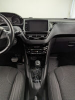 Peugeot 208 – Image 18